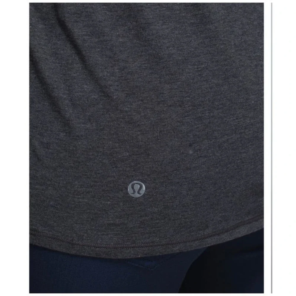 Lululemon Find Your Zen Long‎ Sleeve Active Top